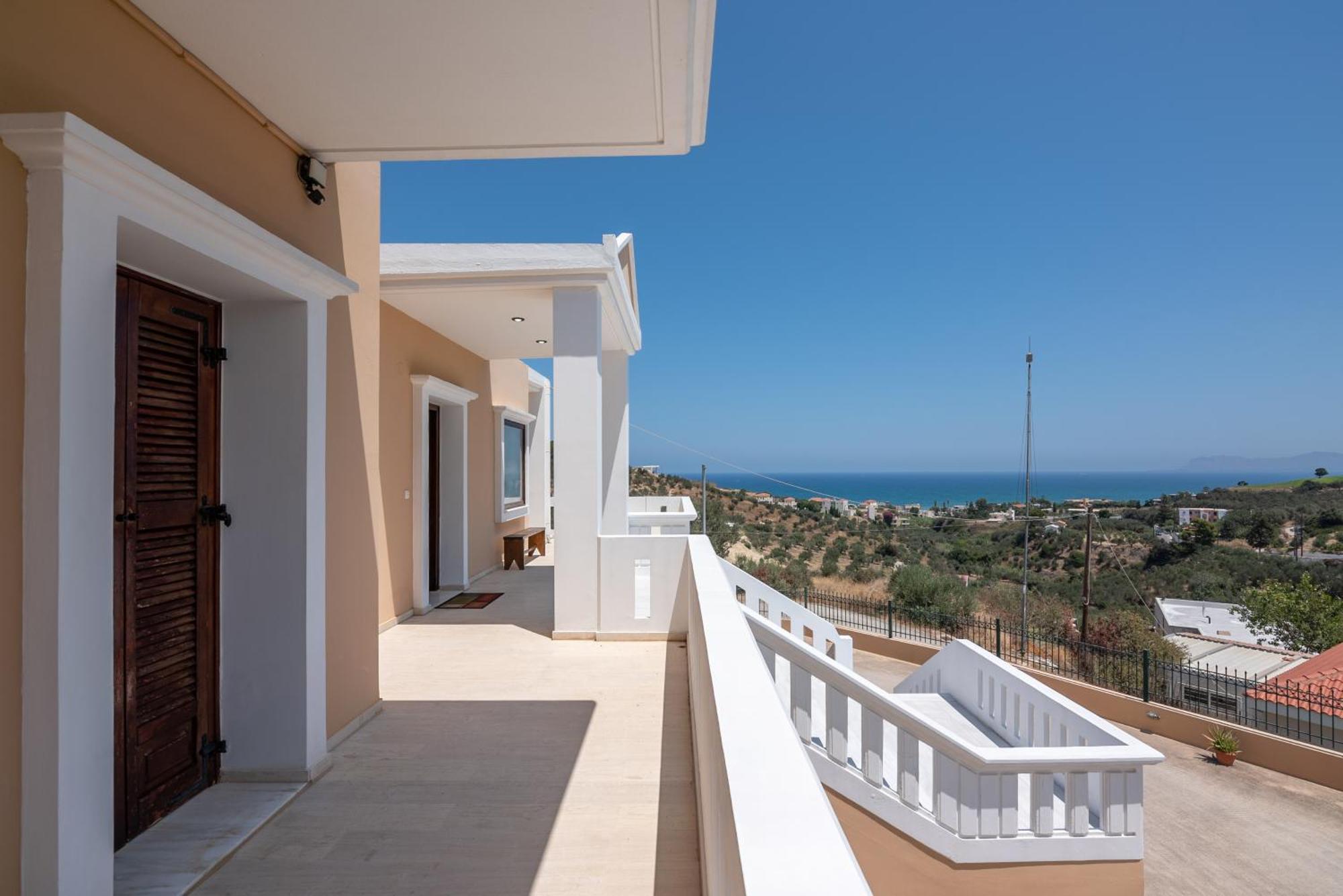 Nikola'S Villa Stalos Chania Екстериор снимка