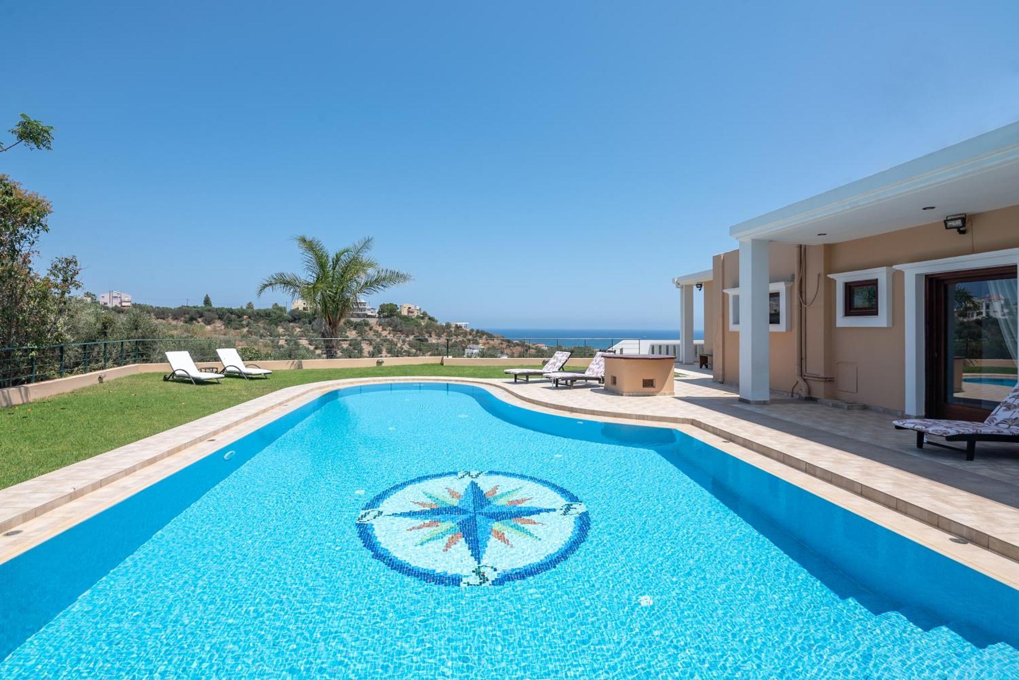 Nikola'S Villa Stalos Chania Екстериор снимка