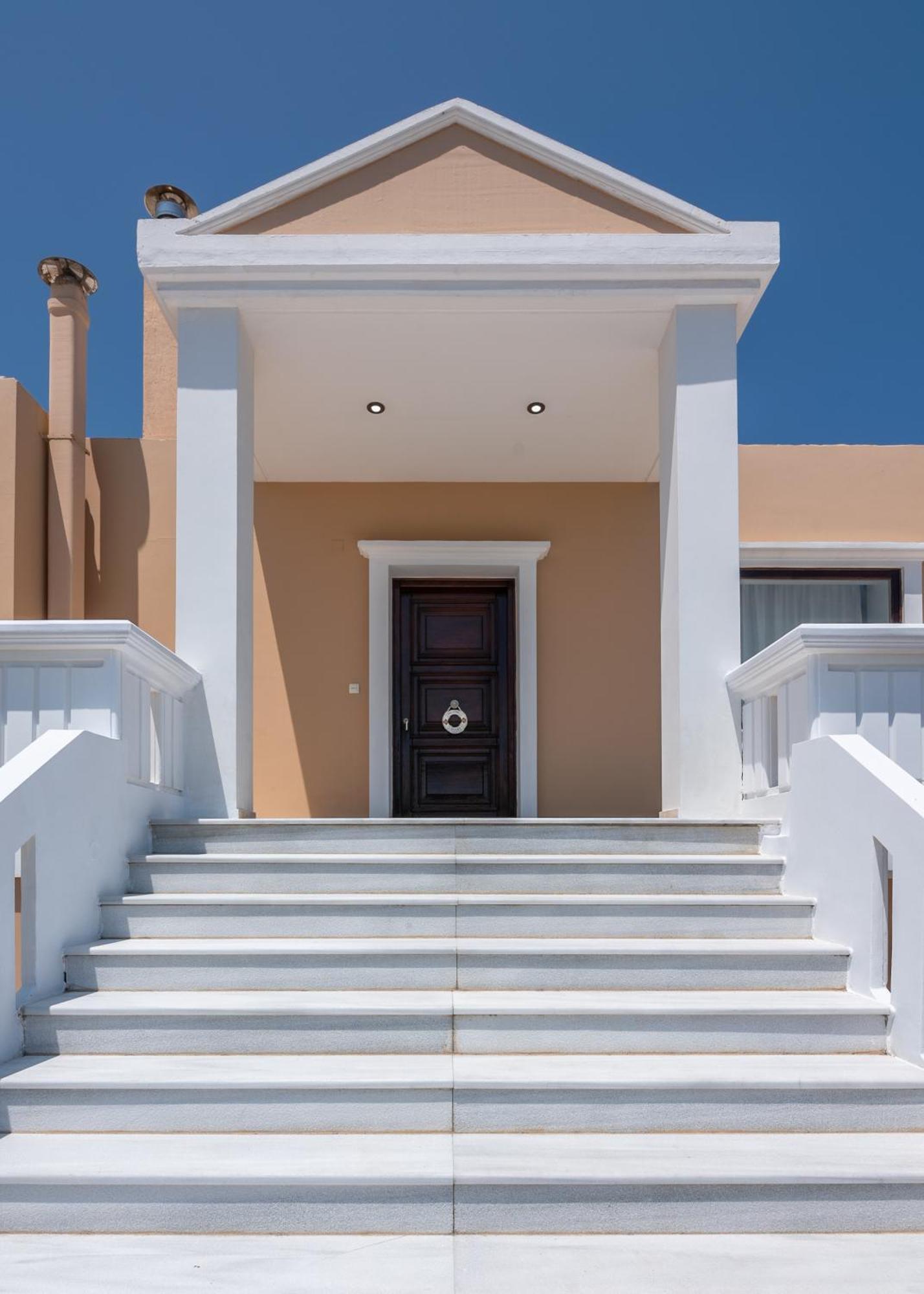 Nikola'S Villa Stalos Chania Екстериор снимка