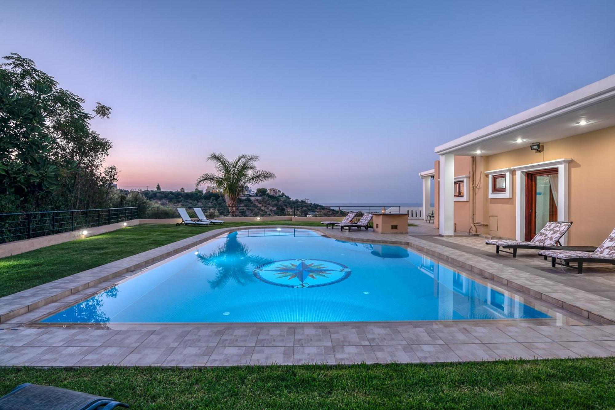 Nikola'S Villa Stalos Chania Екстериор снимка