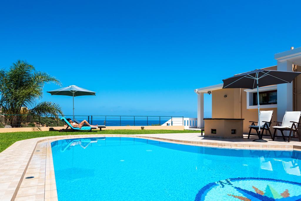 Nikola'S Villa Stalos Chania Екстериор снимка